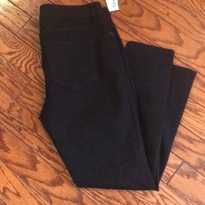 NWT 12 Short Old Navy Navy Mid Rise / Skinny Pant